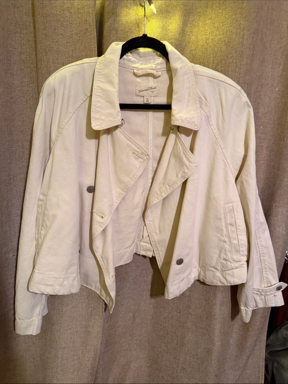 Universal Thread Ivory Cropped Jean Jacket